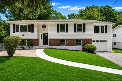 94 Crestwood Boulevard, Poughkeepsie, NY 12603 - Photo 1