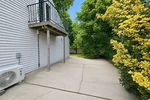 30 Hackberry Ln, Holbrook, NY 11741 - Photo 6