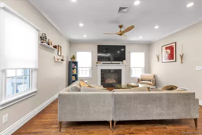 28 November Walk, Long Beach, NY 11561 - Photo 10