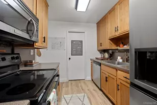 12 Amber Ct, Poughkeepsie, NY 12603 - Photo 16