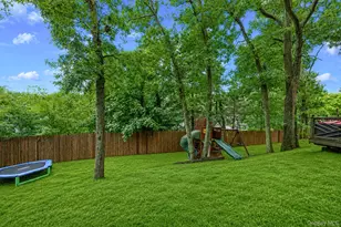 30 Sayville Rd, Sound Beach, NY 11789 - Photo 6