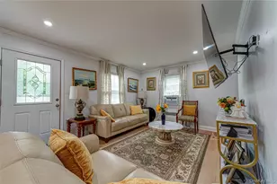 309 Laurel Rd, Northport, NY 11768 - Photo 4