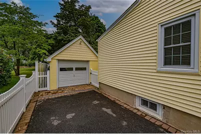309 Laurel Road, Northport, NY 11768 - Photo 2