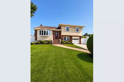 224 New Hyde Park Road, Franklin Square, NY 11010 - Photo 2