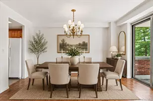 100 Hilton Ave, Garden City, NY 11530 - Photo 8