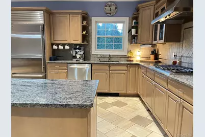 3 Dixon Street, Yaphank, NY 11980 - Photo 12