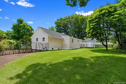 1340 Manor Lane, Bay Shore, NY 11706 - Photo 2