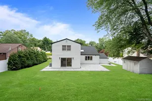 12 E Park Dr, Old Bethpage, NY 11804 - Photo 42