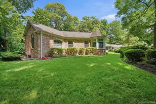 15 Tappentown Ln, Brookville, NY 11545 - Photo 10