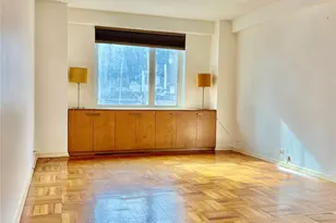411 E 53rd St, New York, NY 10022 - Photo 4