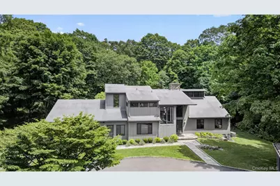 230 E Middle Patent Road, Bedford, NY 10506 - Photo 2