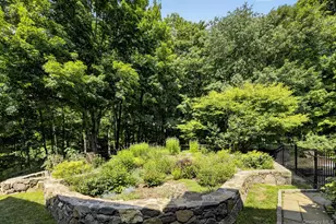 230 E Middle Patent Rd, Bedford, NY 10506 - Photo 36