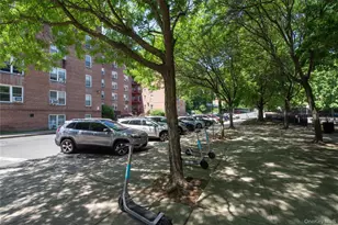 1 Vincent Rd, Bronxville, NY 10708 - Photo 6