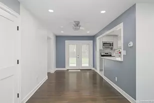 46 Oakland Ave, Central Islip, NY 11722 - Photo 12