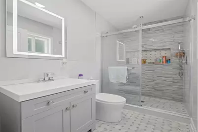 46 Oakland Avenue, Central Islip, NY 11722 - Photo 20