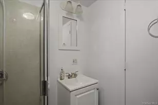 184 Fulton St, Poughkeepsie, NY 12601 - Photo 24