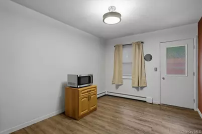 184 Fulton Street, Poughkeepsie, NY 12601 - Photo 8