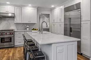 19 Evon Dr, Syosset, NY 11791 - Photo 12
