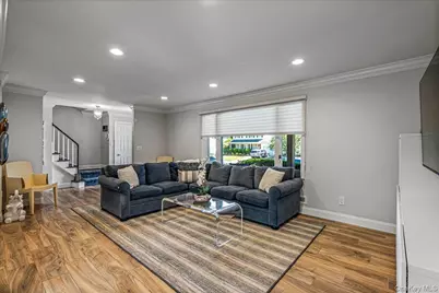 19 Evon Drive, Syosset, NY 11791 - Photo 8