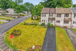 548 Saracino Dr, Maybrook, NY 12543 - Photo 4