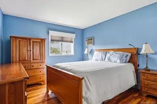 246 29th St, Lindenhurst, NY 11757 - Photo 12