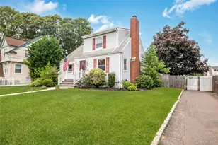 338 Southside Ave, Freeport, NY 11520 - Photo 2