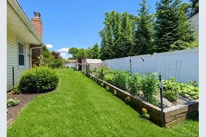 15 Seabrook Lane, Stony Brook, NY 11790 - Photo 28