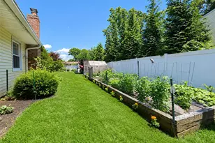 15 Seabrook Ln, Stony Brook, NY 11790 - Photo 28