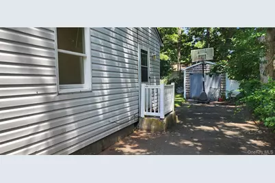 117 Alder Drive, Mastic Beach, NY 11951 - Photo 10