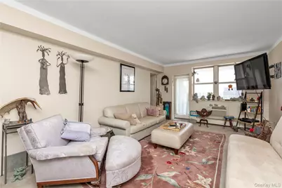 55 Monroe Boulevard #4E, Long Beach, NY 11561 - Photo 2