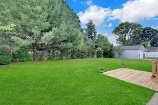 792 Highview Ave, Westbury, NY 11590 - Photo 26