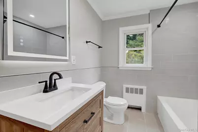792 Highview Avenue, Westbury, NY 11590 - Photo 12