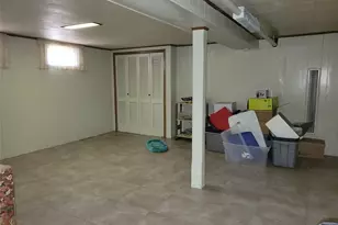 84-18 Commonwealth Blvd, Bellerose, NY 11426 - Photo 16