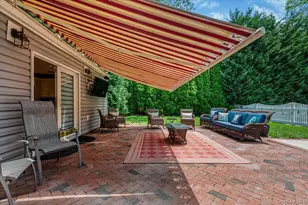 98 Florida Ave, Commack, NY 11725 - Photo 30