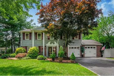 98 Florida Avenue, Commack, NY 11725 - Photo 1