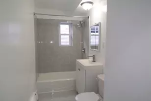 1008 E 228th St, Bronx, NY 10466 - Photo 26