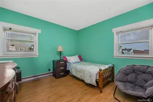 57 Overton St, Freeport, NY 11520 - Photo 20