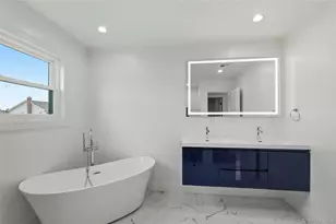 1104 Washington Ave, Westbury, NY 11590 - Photo 18