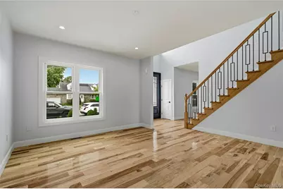 1104 Washington Avenue, Westbury, NY 11590 - Photo 8