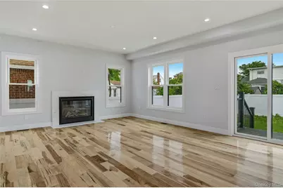 1104 Washington Avenue, Westbury, NY 11590 - Photo 10