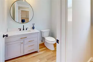 39 Surrey Dr, Center Moriches, NY 11934 - Photo 10