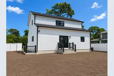 39 Surrey Drive, Center Moriches, NY 11934 - Photo 24