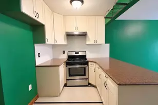 141-09 84th Dr, Briarwood, NY 11435 - Photo 2