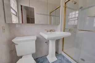 24 Pinehurst St, Long Beach, NY 11561 - Photo 12