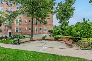22 Mulford, Hempstead, NY 11550 - Photo 2