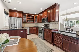 29 Winterberry Ln, Briarcliff Manor, NY 10510 - Photo 6