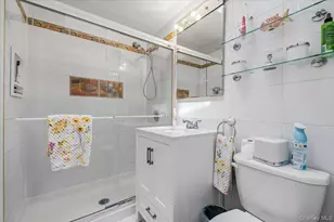 2565 Natta Blvd, Bellmore, NY 11710 - Photo 20