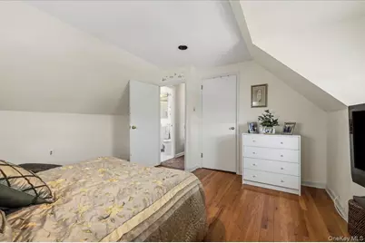 2565 Natta Boulevard, Bellmore, NY 11710 - Photo 22