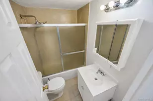 99 Ormond St, Hempstead, NY 11550 - Photo 30