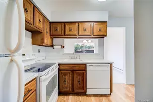 106 Richard Ct, Pomona, NY 10970 - Photo 10